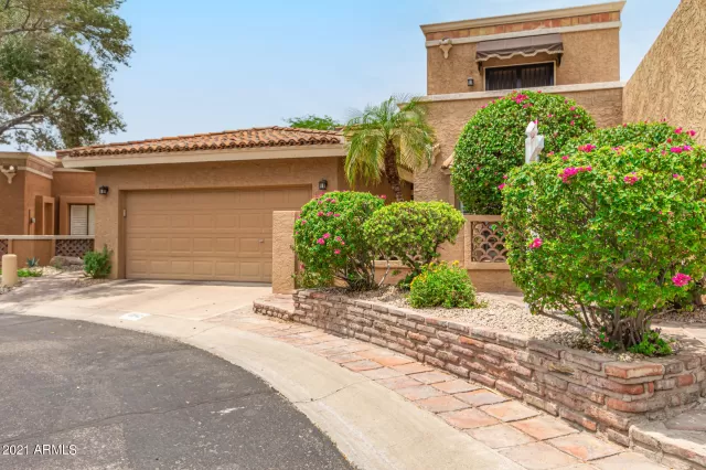 MLS: 6265527 Condo For Sale