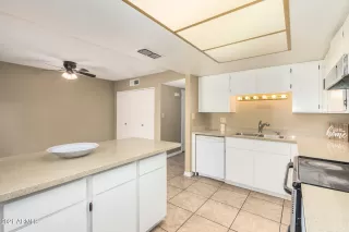 Photo #3: 6265927 Listing 