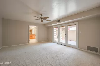 Photo #4: 6265972 Listing