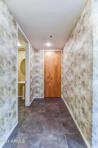 Photo #5: 6266180 Listing