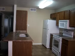 Photo #6: 6266282 Listing