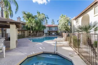 Photo #4: 6266413 Listing