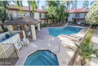 Photo #5: 6266413 Listing