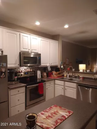 Photo #4: 6266420 Listing