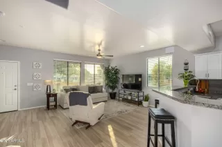 Photo #4: 6266488 Listing