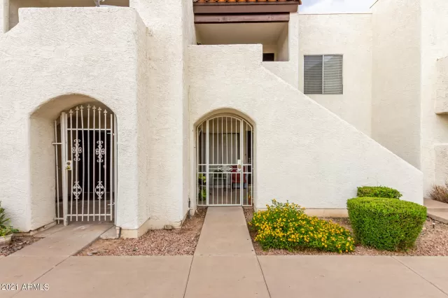 MLS: 6266503 Condo For Sale