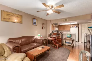 Photo #5: 6266503 Listing 