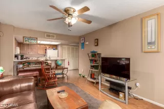 Photo #6: 6266503 Listing 