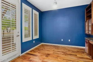 Photo #5: 6266595 Listing