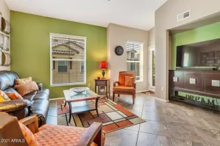 Photo #4: 6266779 Listing