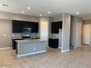 Photo #2: 6266818 Listing