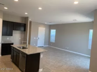 Photo #3: 6266818 Listing