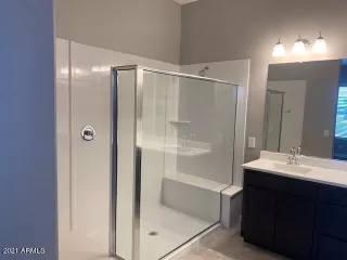 Photo #5: 6266818 Listing