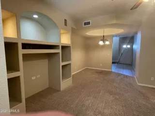 Photo #5: 6266990 Listing