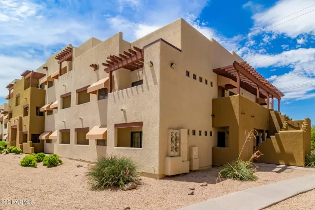 MLS: 6267018 Condo For Sale