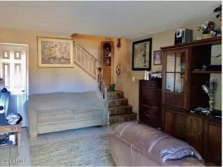 Photo #5: 6267044 Listing