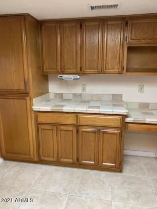 Photo #5: 6267064 Listing