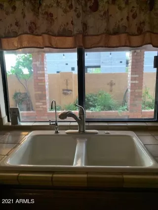 Photo #6: 6267064 Listing