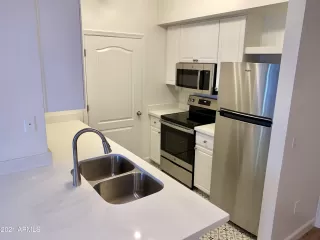 Photo #2: 6267077 Listing 