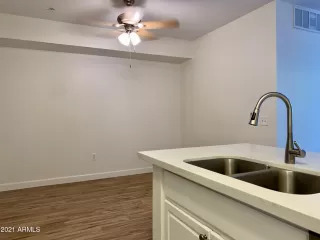 Photo #6: 6267077 Listing 