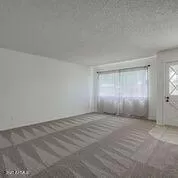 Photo #3: 6267132 Listing