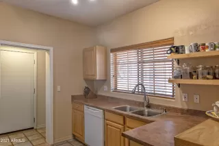 Photo #6: 6267185 Listing