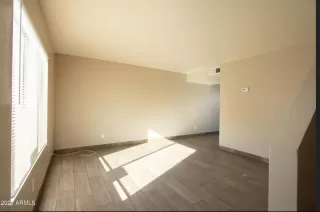 Photo #6: 6267225 Listing