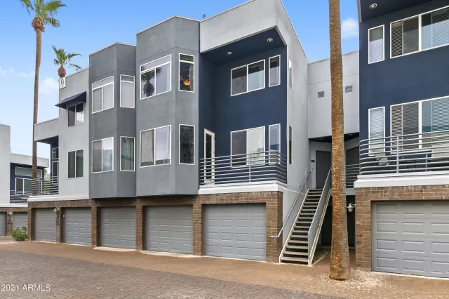 MLS: 6267250 Condo For Sale