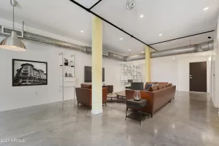 Photo #3: 6267258 Listing 