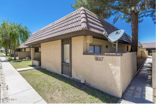 MLS: 6267286 Condo For Sale