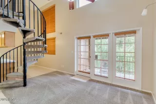 Photo #5: 6267377 Listing