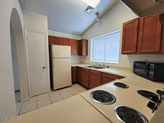 Photo #3: 6267723 Listing 