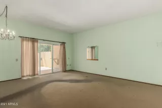 Photo #5: 6267945 Listing