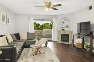 Photo #2: 6267966 Listing 