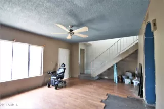 Photo #2: 6267971 Listing