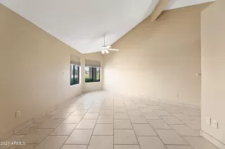 Photo #6: 6268121 Listing