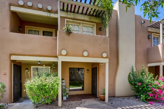 MLS: 6268265 Condo For Sale