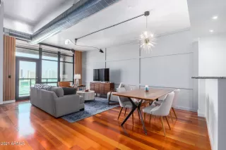 Photo #3: 6268596 Listing