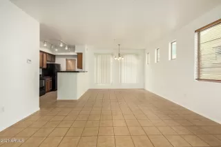 Photo #2: 6268608 Listing