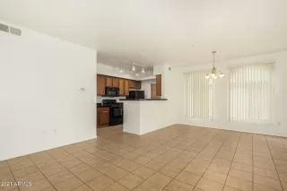 Photo #3: 6268608 Listing