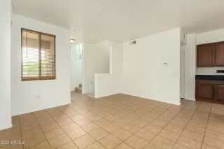 Photo #4: 6268608 Listing