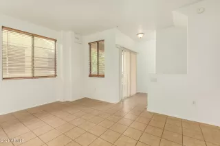 Photo #5: 6268608 Listing