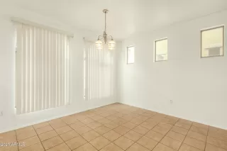 Photo #6: 6268608 Listing