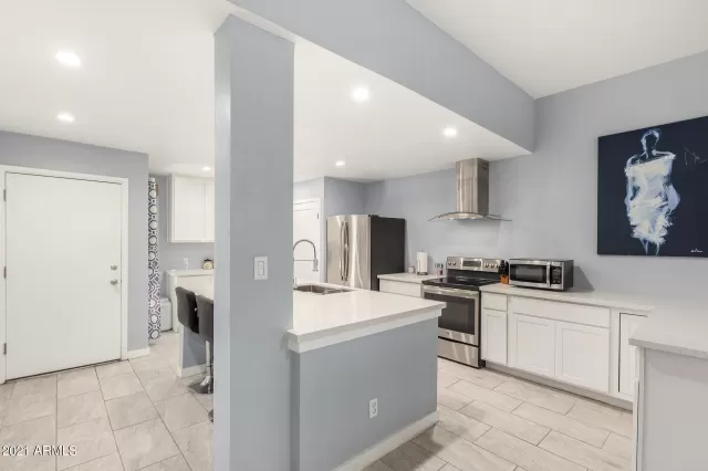 MLS: 6268731 Condo For Sale