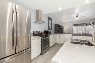 Photo #5: 6268731 Listing 