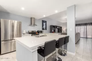 Photo #6: 6268731 Listing 