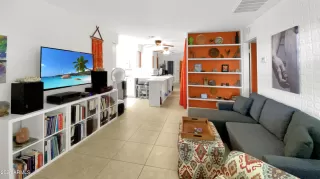 Photo #6: 6268786 Listing