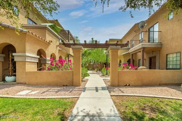 MLS: 6268875 Condo For Sale