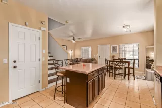 Photo #6: 6268875 Listing