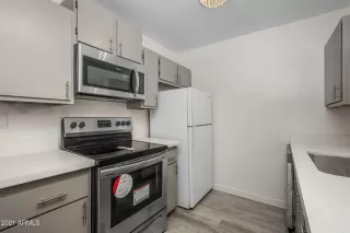 Photo #2: 6268902 Listing 